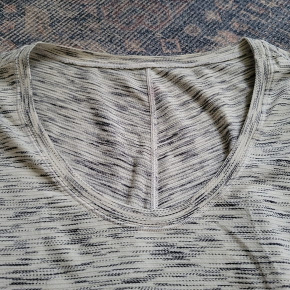 Lululemon Meant To Move Long Sleeve Tiger Space Dye Black White Scoop Neck Gray - Picture 6 of 10